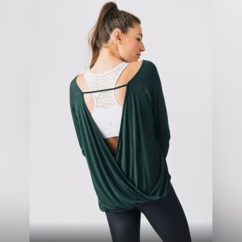 ZYIA Black Women's Workout Open Back Top XS